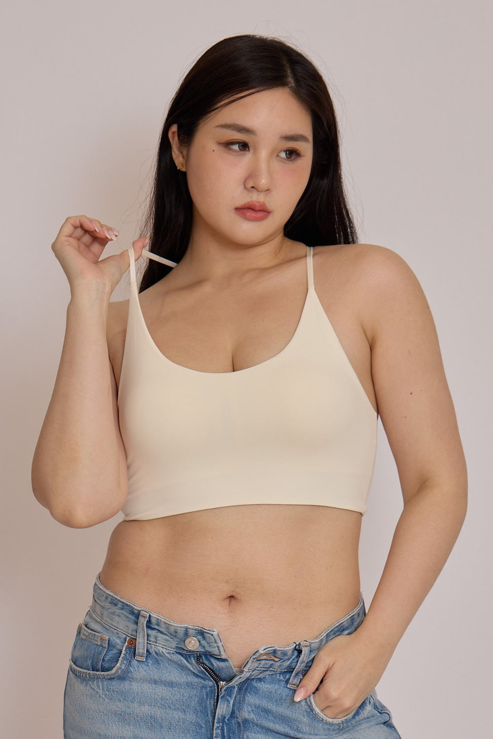 細肩 Y 型美背 Bra Top｜麥芽白